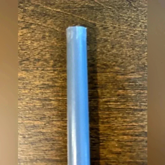 Bubba Silver 24oz Insulated Tumbler w/straw. Straw has wear. Sm dent on bottom. - Picture 10 of 11